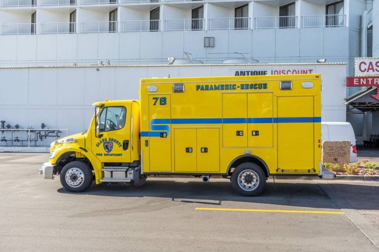 véhicule d'intervention rideau en alu