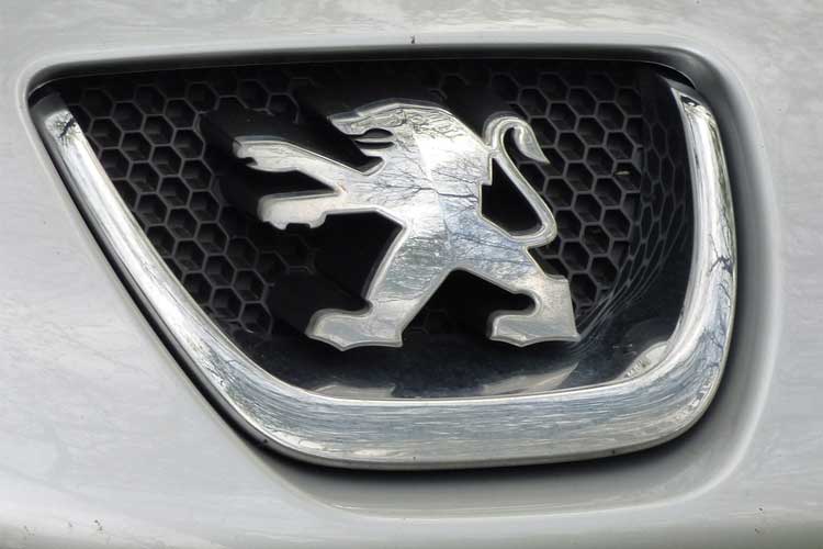 voiture électrique conseils avantages véhicules peugeot avis