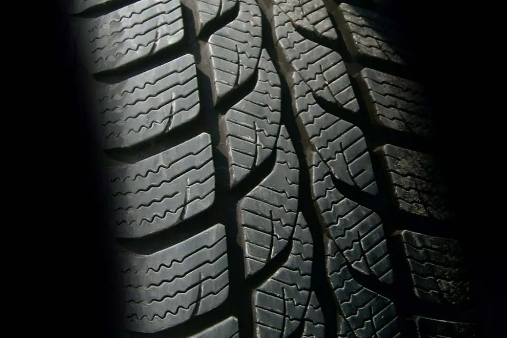Trouvez les meilleurs pneus pour votre auto aux meilleurs prix 