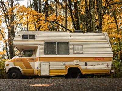 camper-6728942_1280