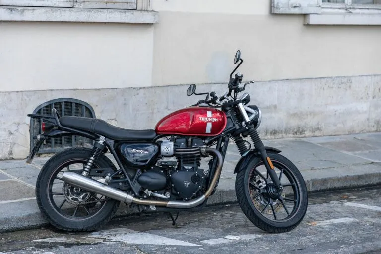 stationnement moto