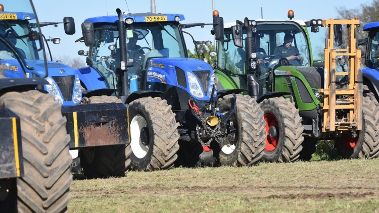 Quelles pièces de rechange peut-on trouver sur le Net pour sa machine agricole ?