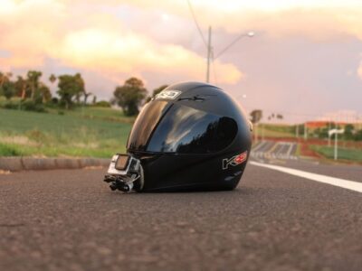 Comment_choisir_le_bon_casque_de_moto_?