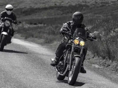 Quels_sont_les_avantages_de_rouler_à_moto_?