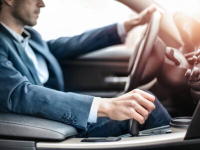 comment-customiser-son-interieur-de-voiture.jpg