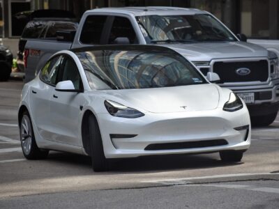 Les avantages de passer à la voiture électrique