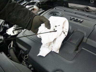 Conseil_pratique_:_choisir_quelle_huile_pour_ma_voiture