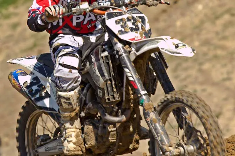 test pantalon moto