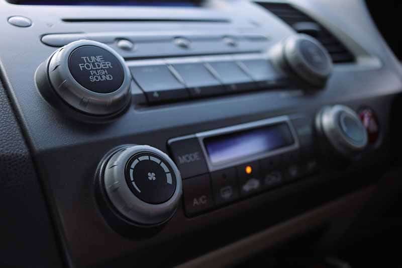 test poste radio voiture