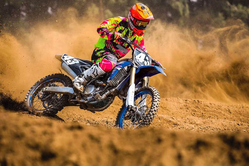 moto-cross