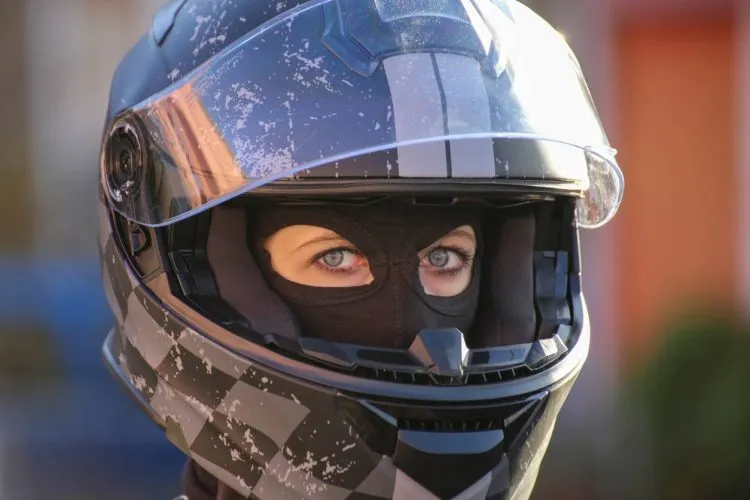 port cagoule de moto