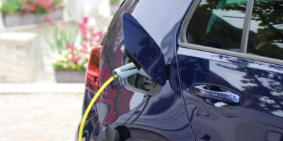 Comment optimiser la recharge de votre voiture électrique à domicile
