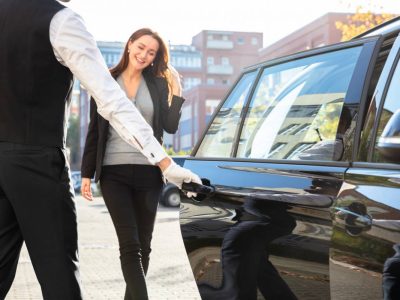 media-contrainte-chauffeur-voyager-riviera-prive_2026-04-17_18-44-57