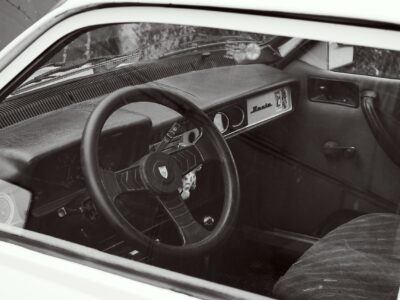 Défaut_moteur_faites_réparer_le_véhicule_:_qu_est_ce_que_cela_signifie_?