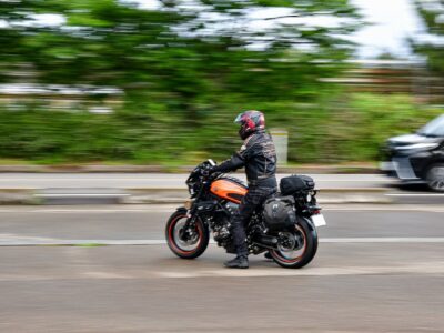 Tout_savoir_sur_le_permis_moto_accéléré_:_guide_destiné_aux_passionnés_d_auto