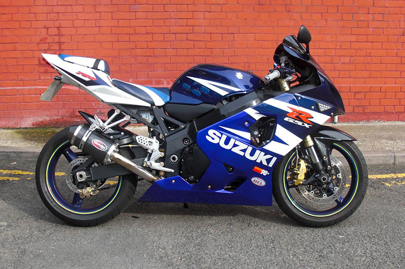 suzuki gsr 750
