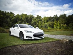 Batterie de voiture électrique : fonctionnement, types et tarifs