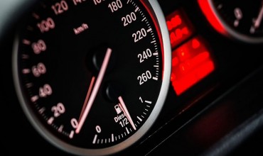 Comment désactiver le limiteur de vitesse ?