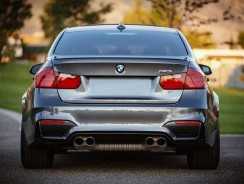 Comment ouvrir une porte de voiture centralisée bloquée ?